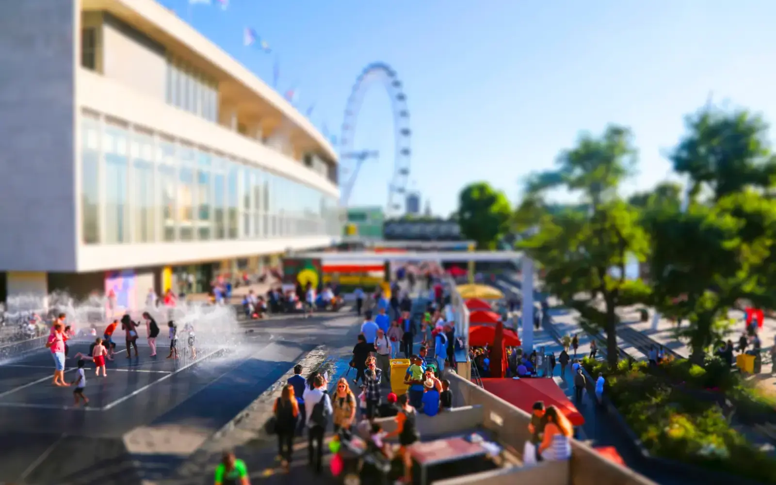 SOUTHBANK-CENTRE-AERIAL-TILT-SHIFT-VIEWS-BY-INDIA-ROPER-EVANS_19